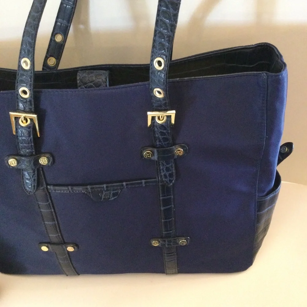 Tutilo New York Navy Blue Briefcase Tote Laptop Bag With IPad Seperate Bag Nice